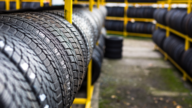 Κάθε χρόνο παράγονται 1,6 δισ. καινούρια ελαστικά Κάθε χρόνο παράγονται 1,6 δισ. καινούρια ελαστικά